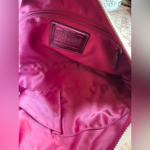 Coach Poppy Shoulder Bag EUC - Picture 7 of 7